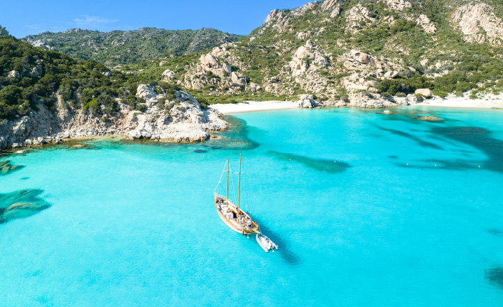 Viaggio di Gruppo – Sardegna Nord Beach Life: windsurf e spiagge tra Maddalena e Costa Smeralda